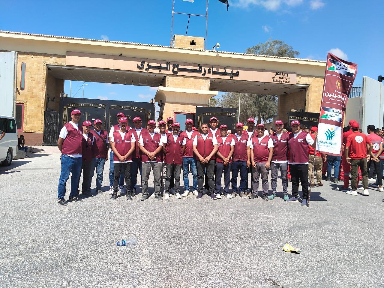 تجهيز قافلة مساعدات لغزة  (8)