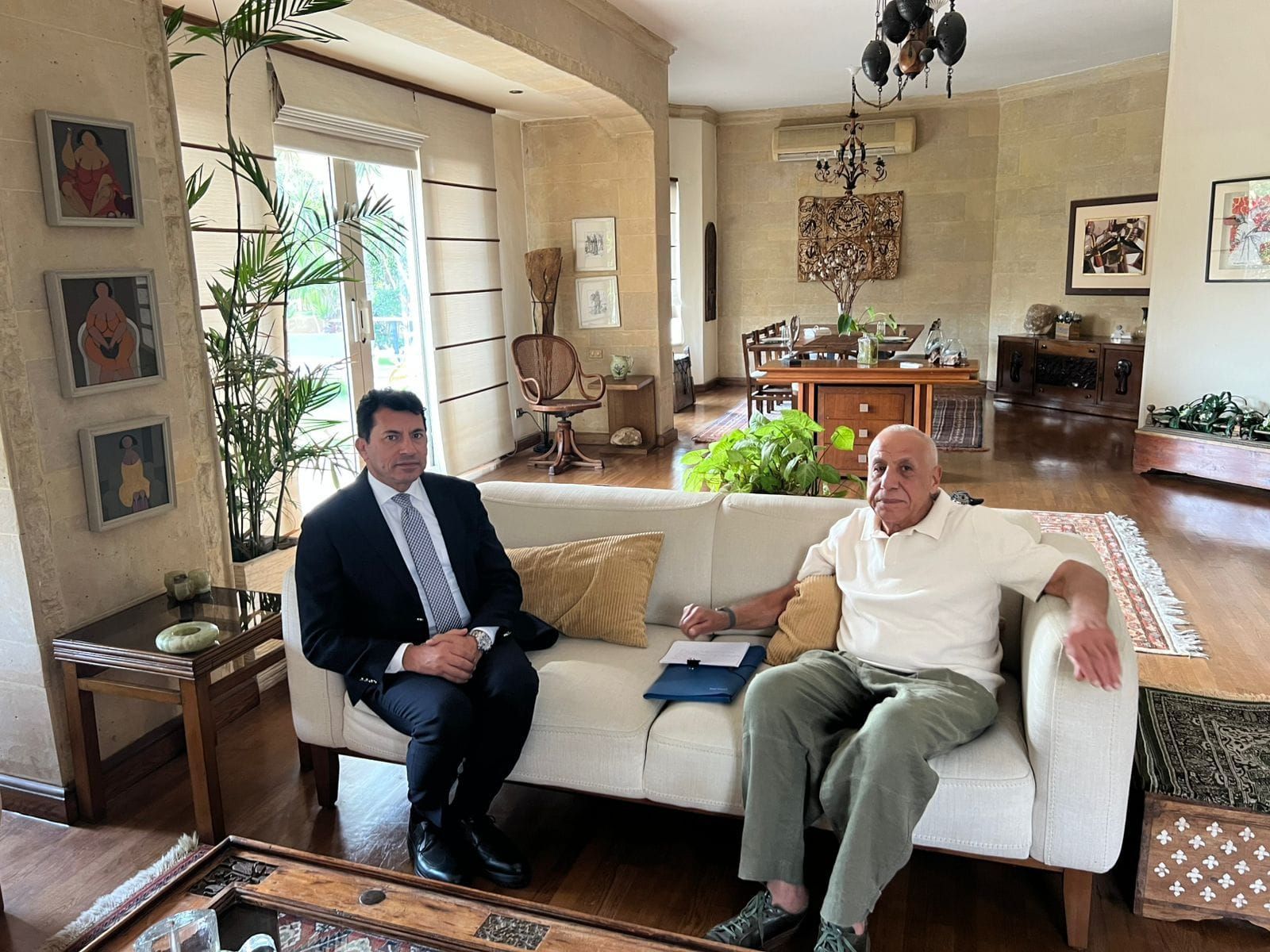 وزير الرياضة وحسين لبيب