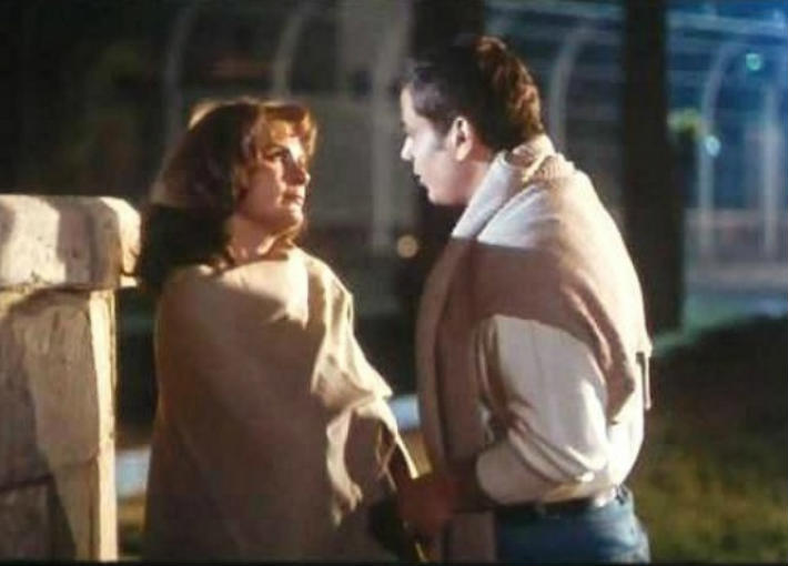 عمرو ويسرا ضحك ولعب وجد وحب