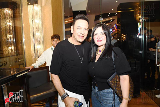 مصطفى قمر وزوجته