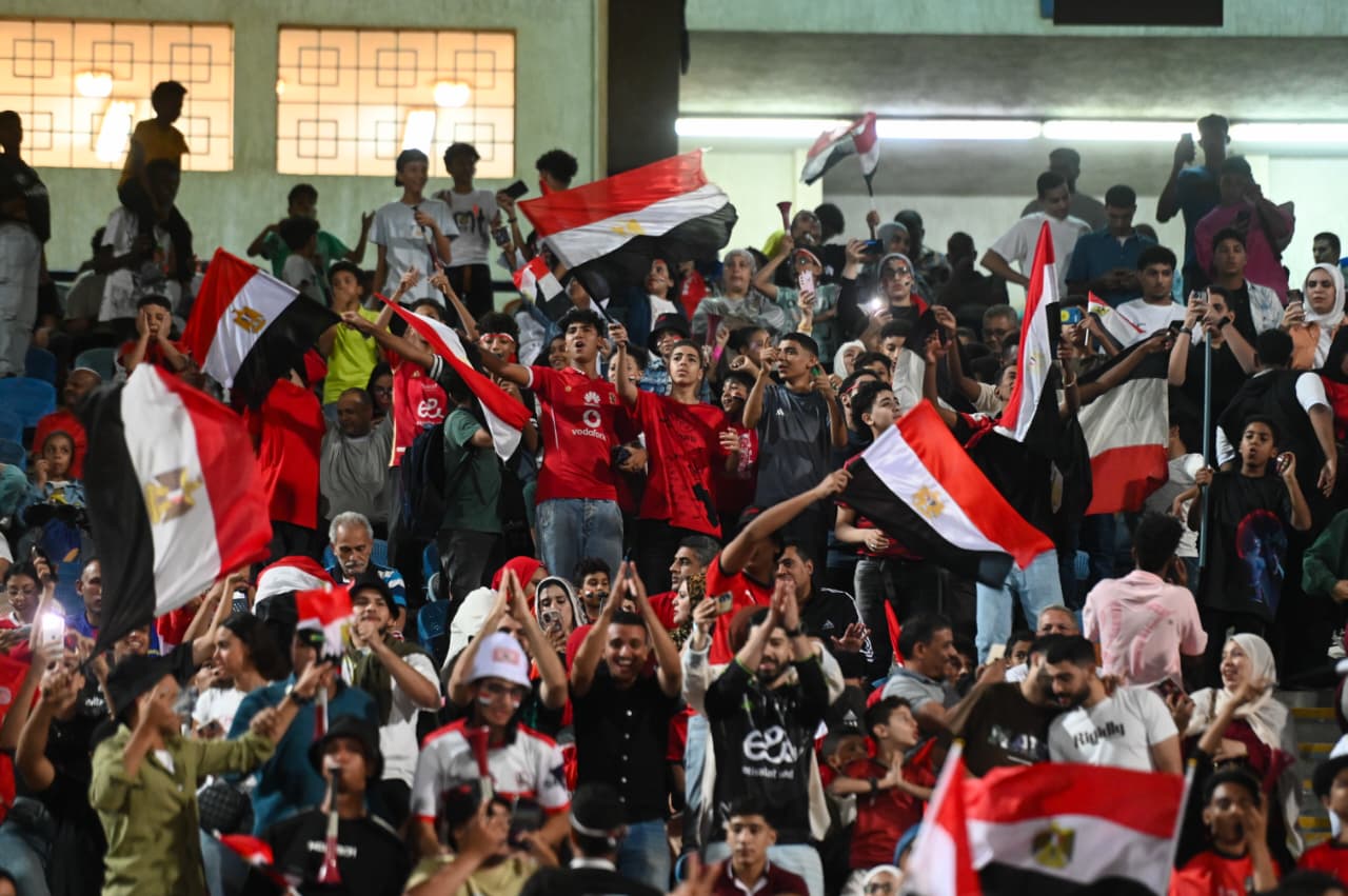 جماهير منتخب مصر تحتشد في استاد القاهرة (2)