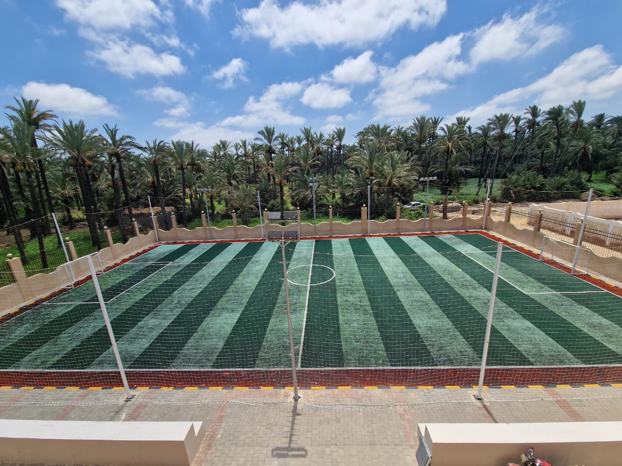 ملعب خماسي بين الزراعات المتعددة ملعب خماسي بين الزراعات المتعددة