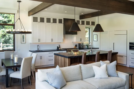 الأبيض الكريمي