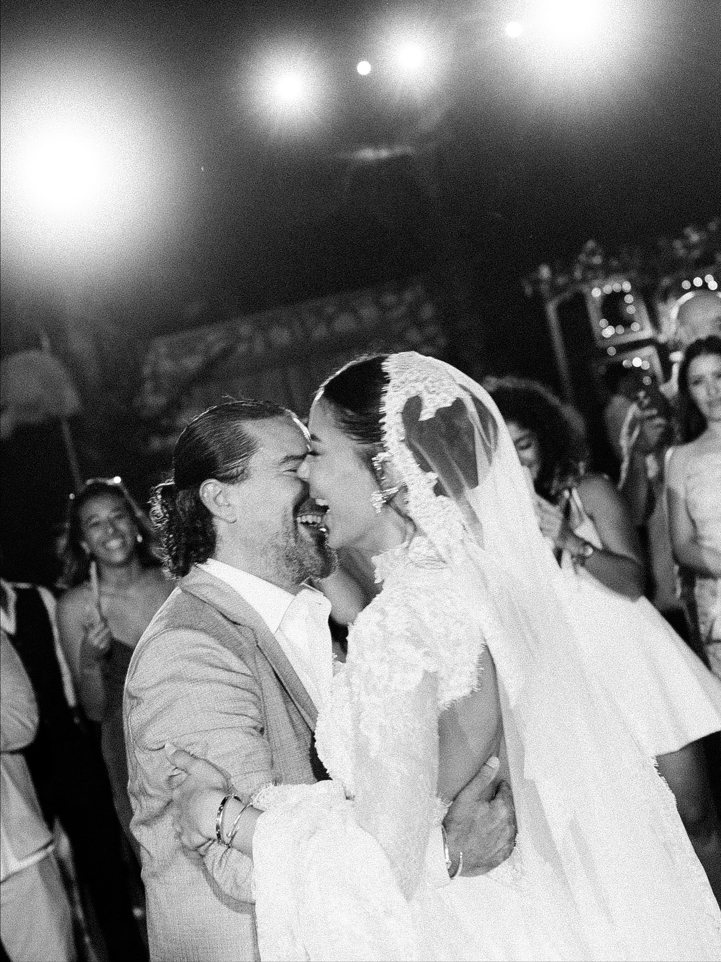 Hadi Al-Bagouri and his bride dancing
