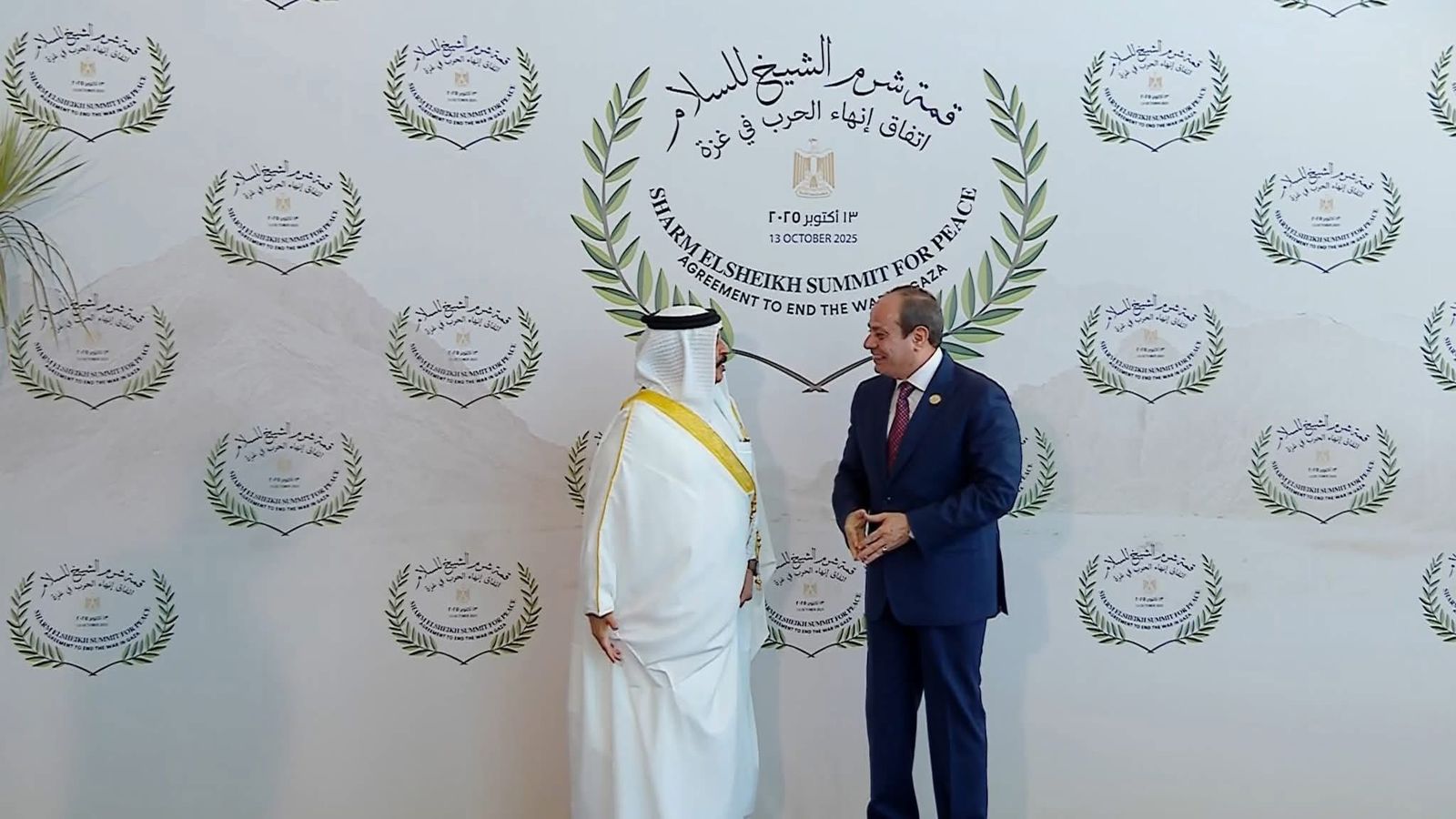 السيسي يستقبل ملك البحرين (7)