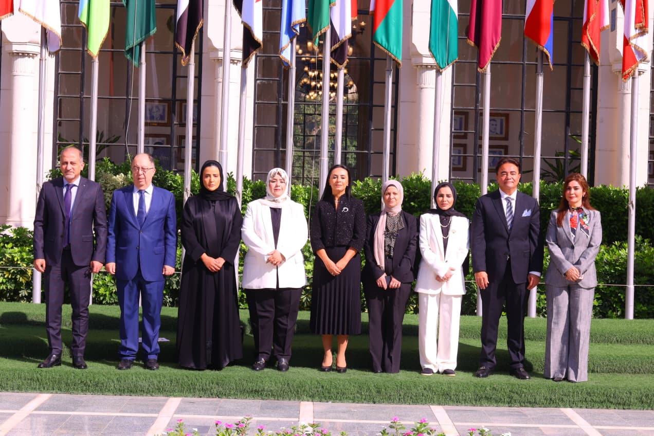 الدكتورة مايا مرسى وزيرة التضامن تترأس أعمال الدورة الـ 82 للمكتب التنفيذي لمجلس وزراء الشؤون الاجتماعية العرب الدكتورة مايا مرسى وزيرة التضامن تترأس أعمال الدورة الـ 82 للمكتب التنفيذي لمجلس وزراء الشؤون الاجتماعية العرب