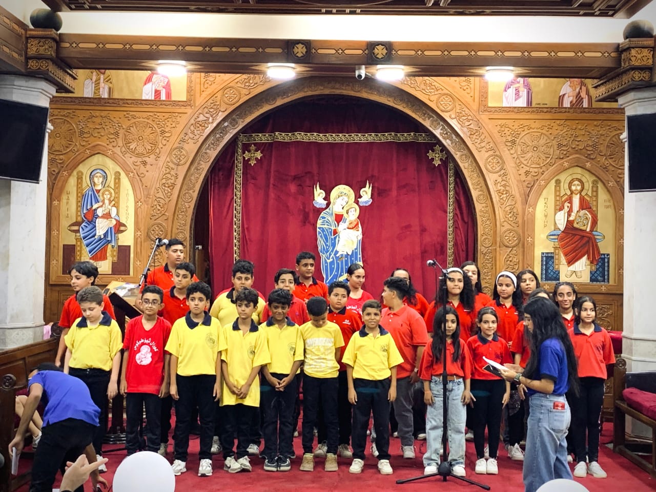 خلال الاحتفالات بمجمع نيقية