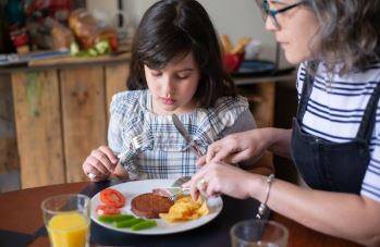 قواعد إتيكيت للفتيات