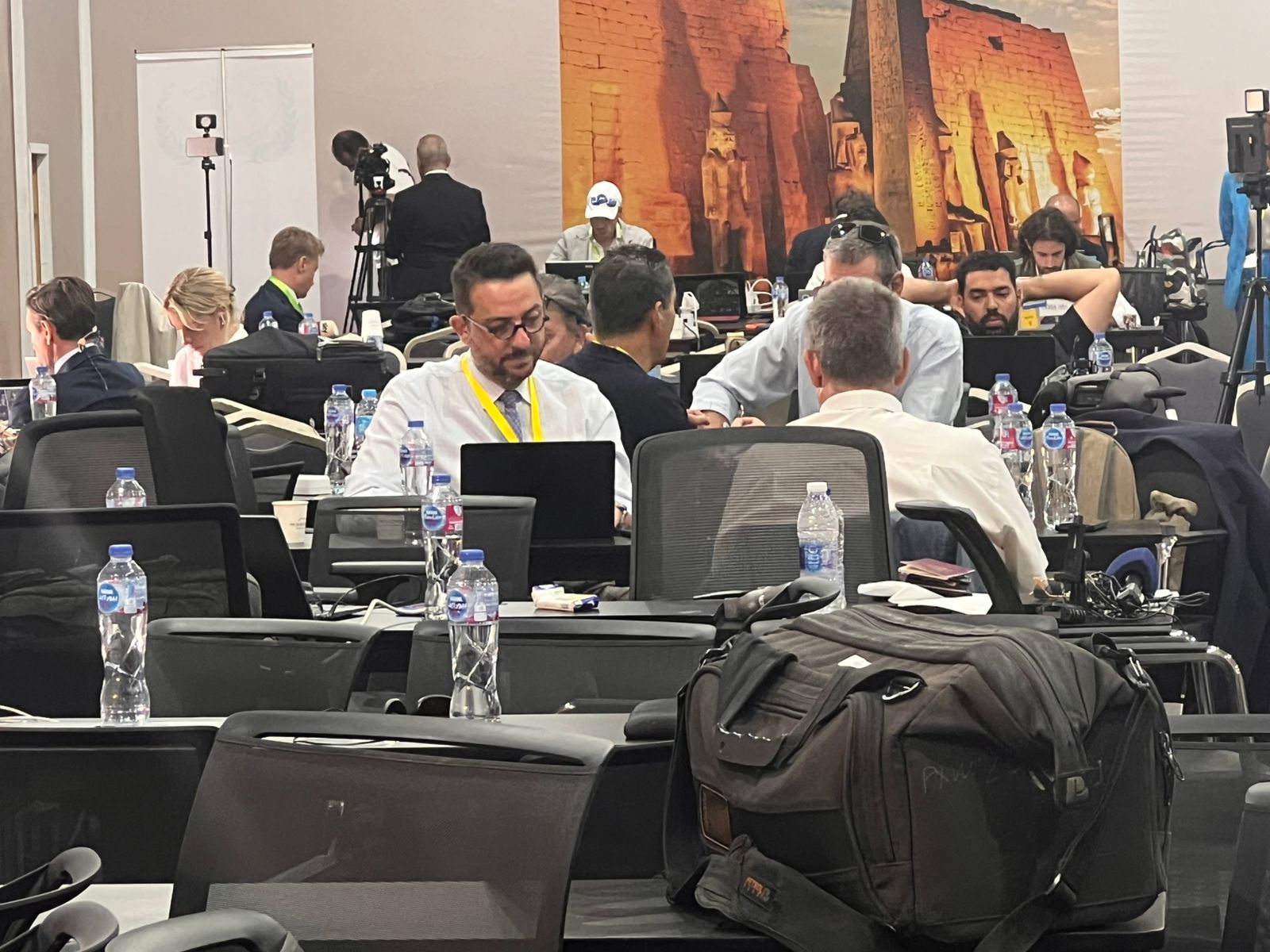 f8dbb78c-52c3-4f53-b88f-1474c6fd1c81