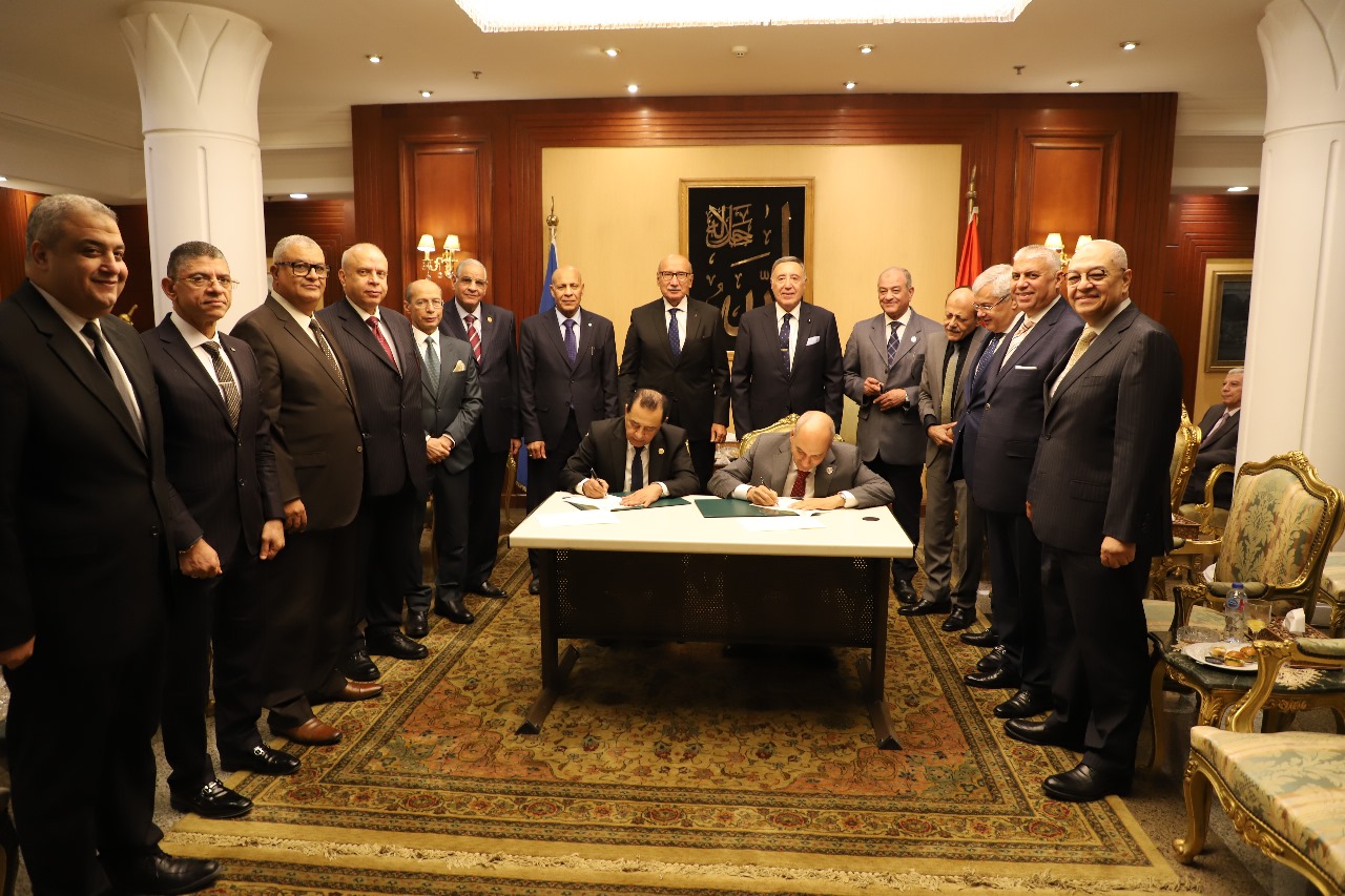 a005d08a-07b6-43b6-afb3-62e041a70fad