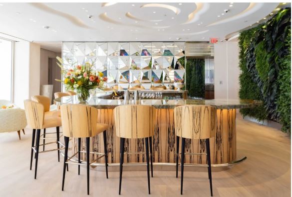 ديور تفتتح مطعمها في لوس انجلوس