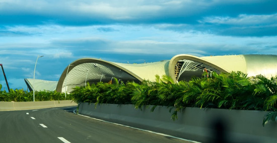 مطار اللوتس بالهند (11)