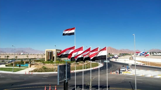 صور حية من قمة شرم الشيخ للسلام وسط توافد زعماء وقادة العالم (2)