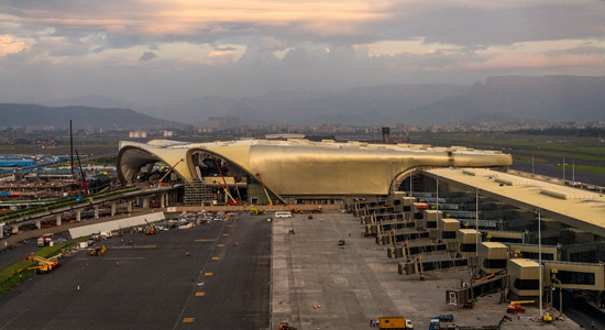 مطار اللوتس بالهند (8)