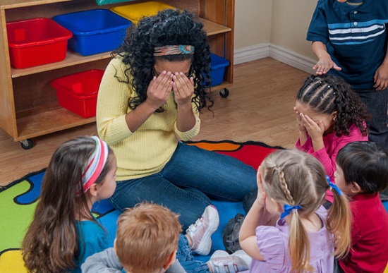 التعليم خلال اللعب