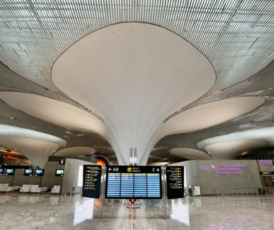 مطار اللوتس بالهند (3)