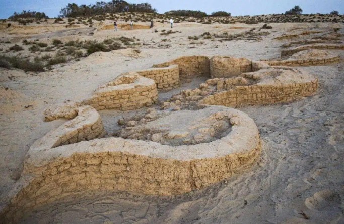 بقايا قلعة من عصر الدولة الحديثة