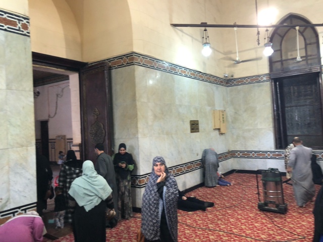 عدد من المترددين على مقام السيد البدوى (9)