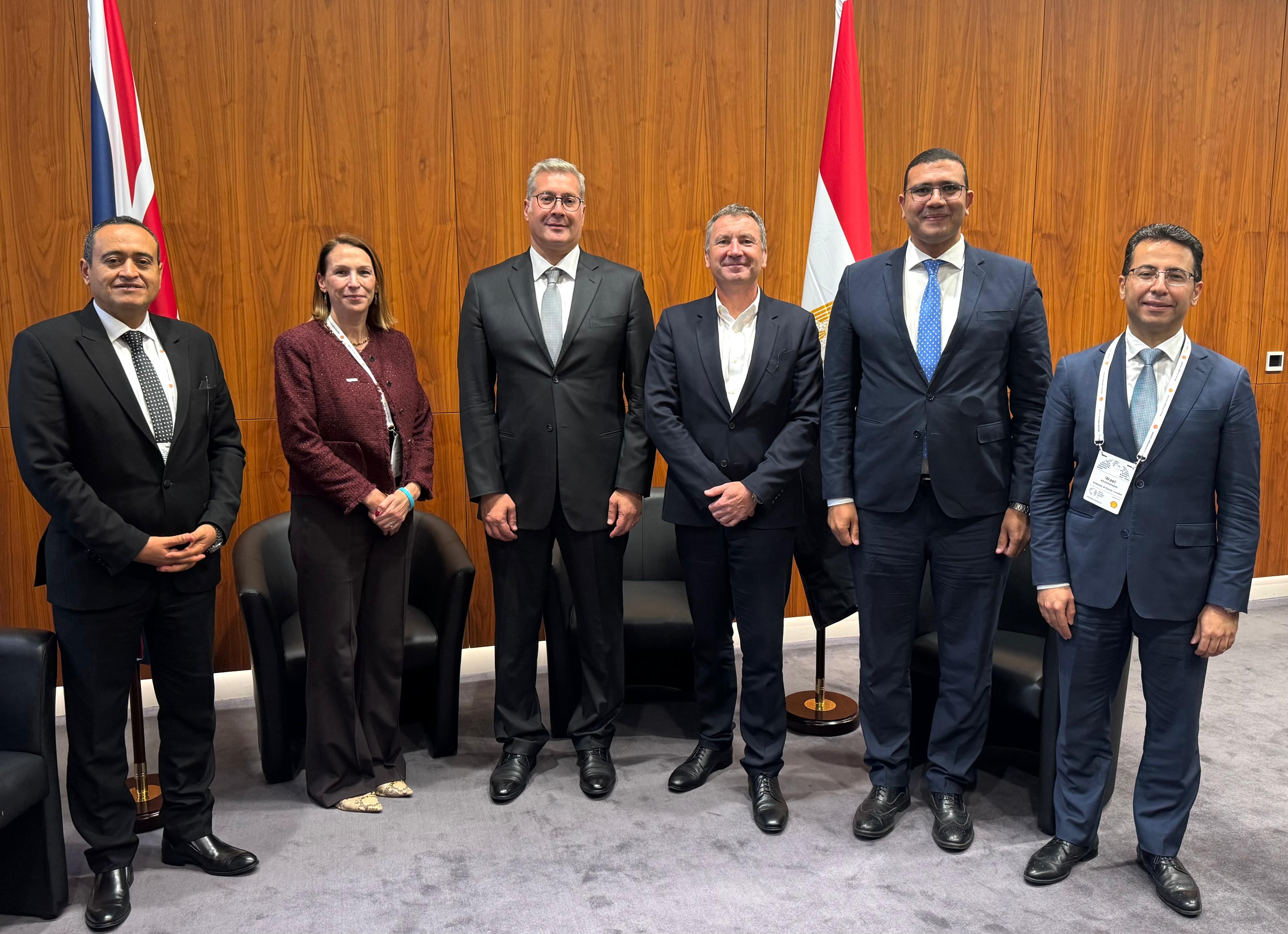 fa031cee-720c-40e5-a17c-109f837ae304