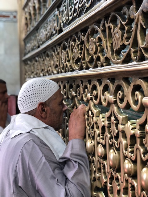 عدد من المترددين على مقام السيد البدوى (6)