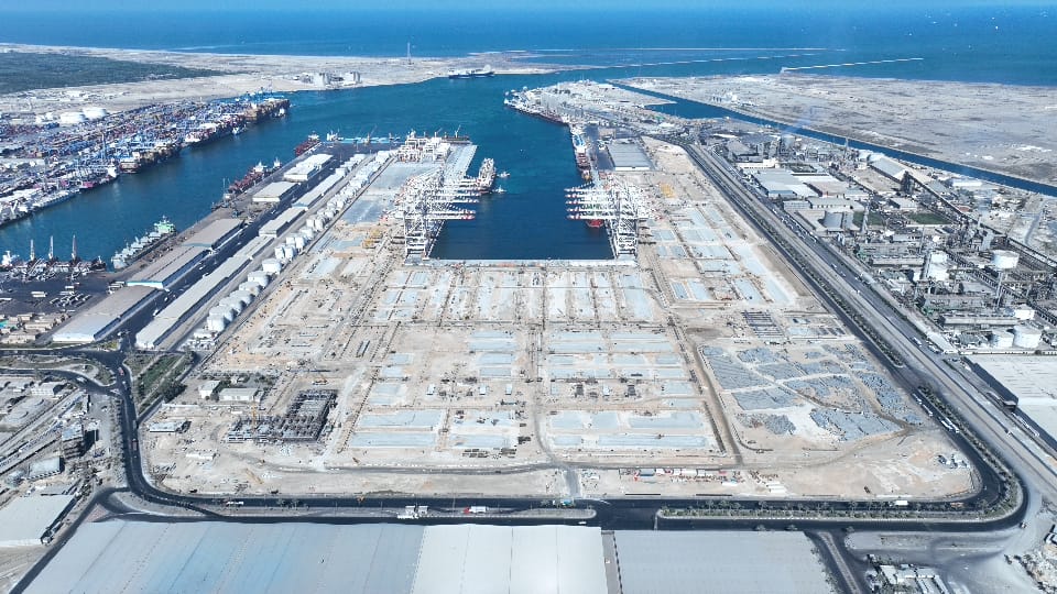 محطة حاويات تحيا مصر 1 بميناء دمياط (10)