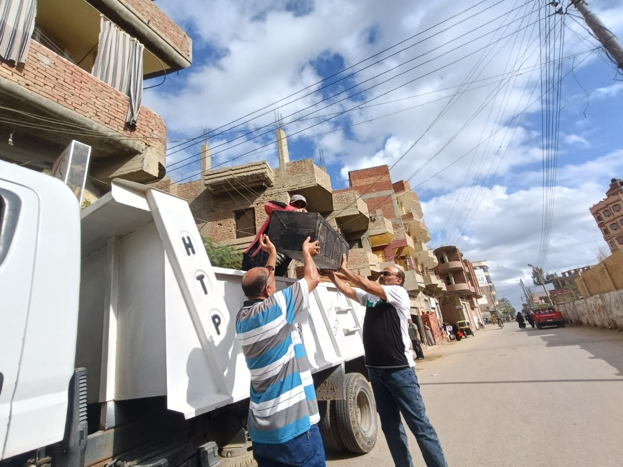 مصادرة سمعات التكاتك