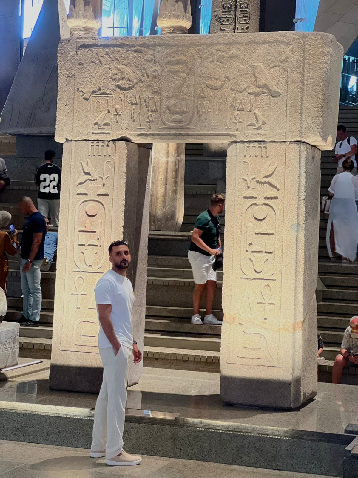 الزميل محمد أسعد داخل المتحف المصرى الكبير  (5)