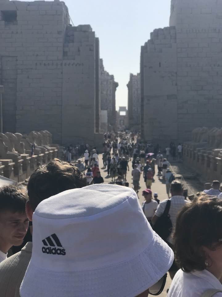 جانب من الزيارات السياحية المميزة فى معابد الكرنك