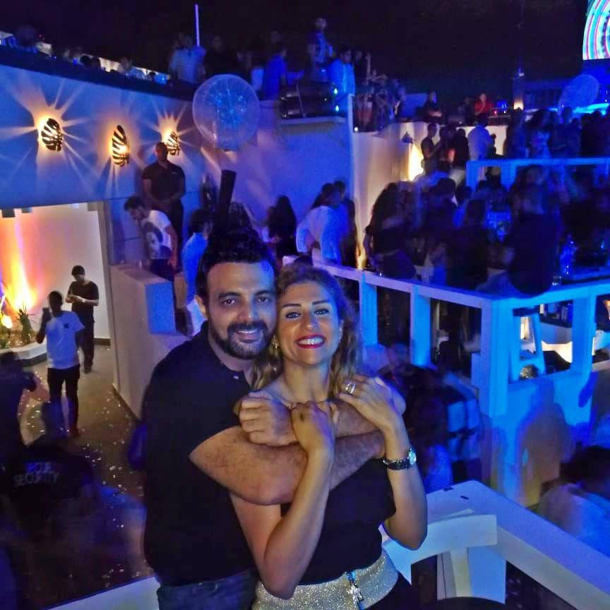 ايات اباظة مع زوجها عمرو محمود ياسين ايات اباظة مع زوجها عمرو محمود ياسين