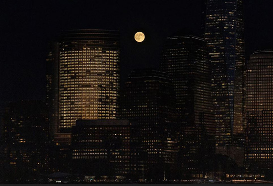 قمر الحصاد، أول قمر عملاق لهذا العام (1)