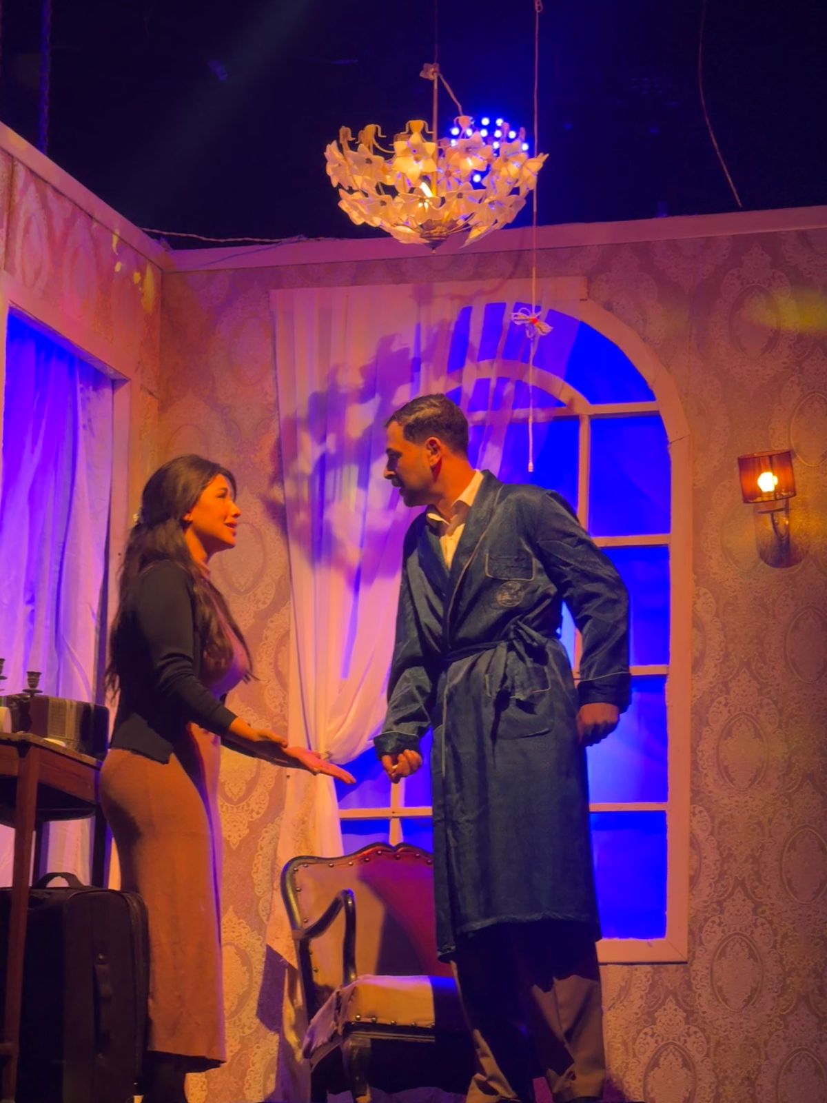 مسرحية 24 قيراط