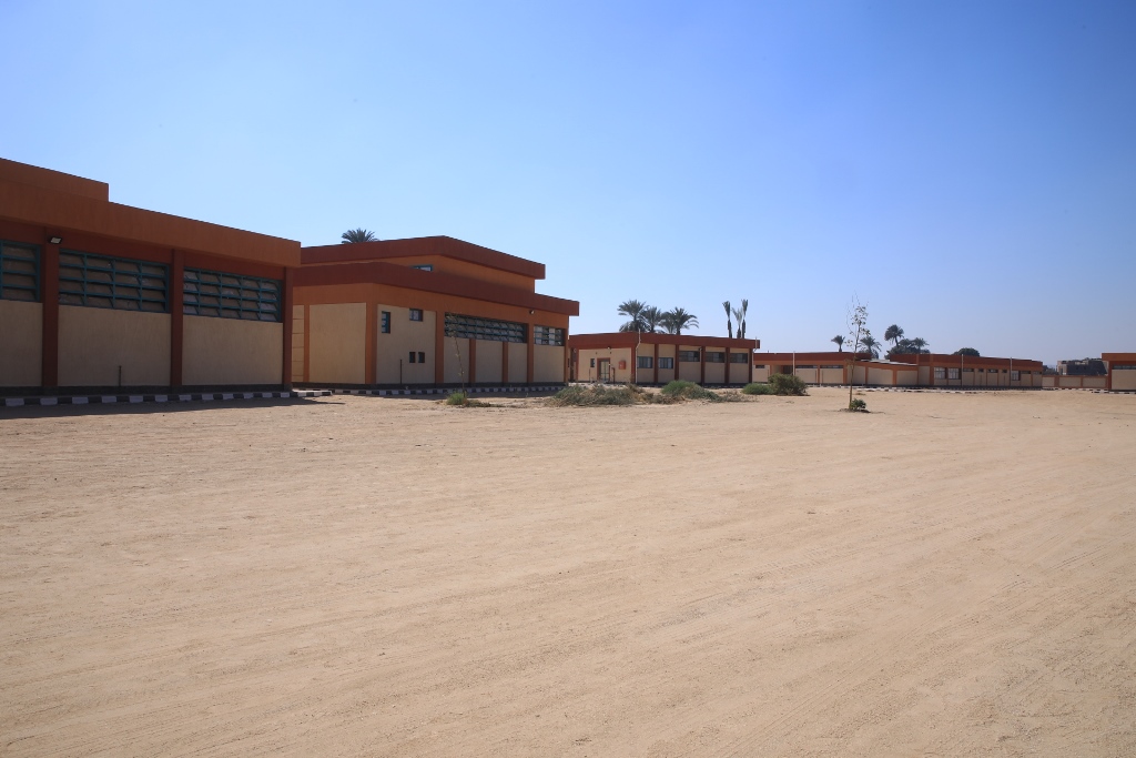 معامل مدرسة الزراعة  (4)