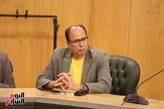 الكاتب الصحفى عادل السنهورى