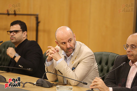 باسم كامل عضو مجلس الشيوخ