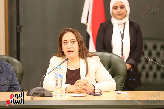 دكتورة نورهان الشيخ أستاذ العلوم السياسية عضو مجلس الشيوخ