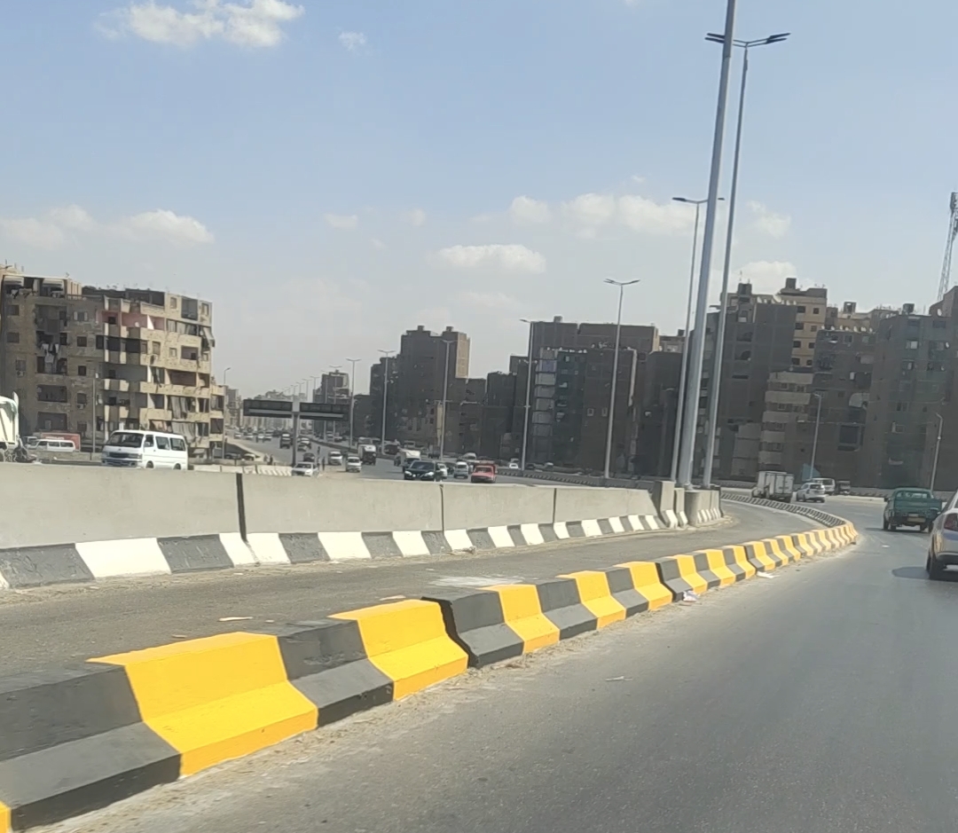 عزل حارة للاتوبيس الترددي (4)