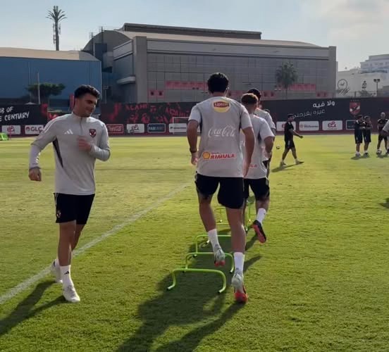 توروب يقود مران الأول مع الأهلي بحضور معاونيه (3)