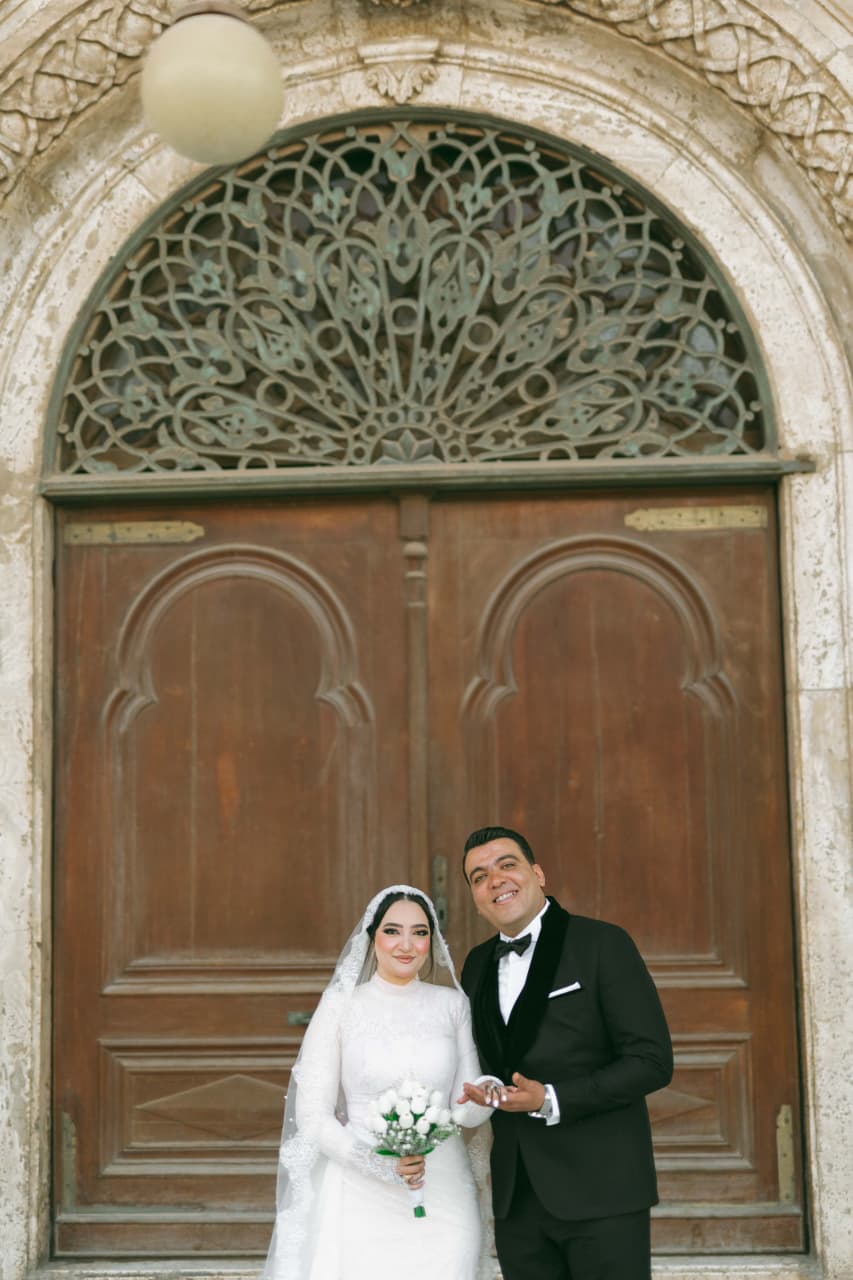 لقطة للعروسين