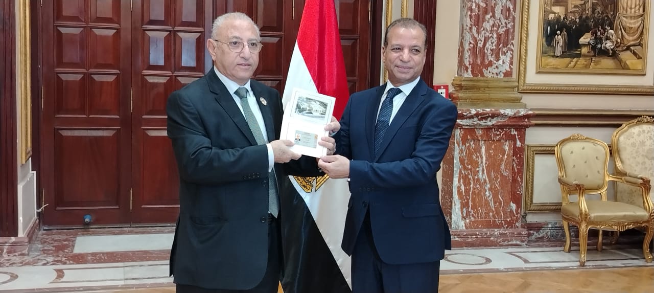 بدء استخراج كارنيهات عضوية مجلس الشيوخ 2025 للأعضاء المعينين (2)