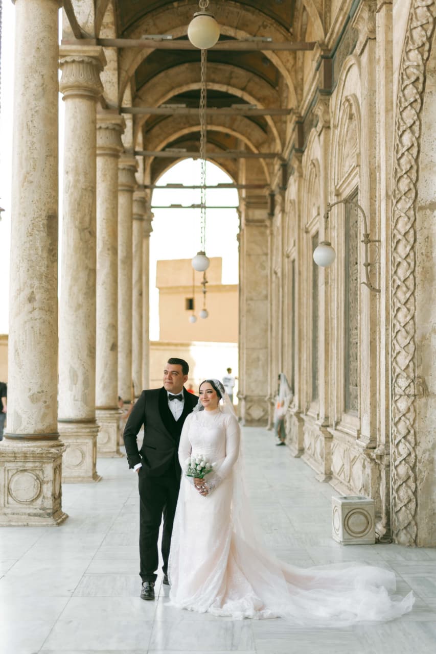 العروسين من داخل القلعة