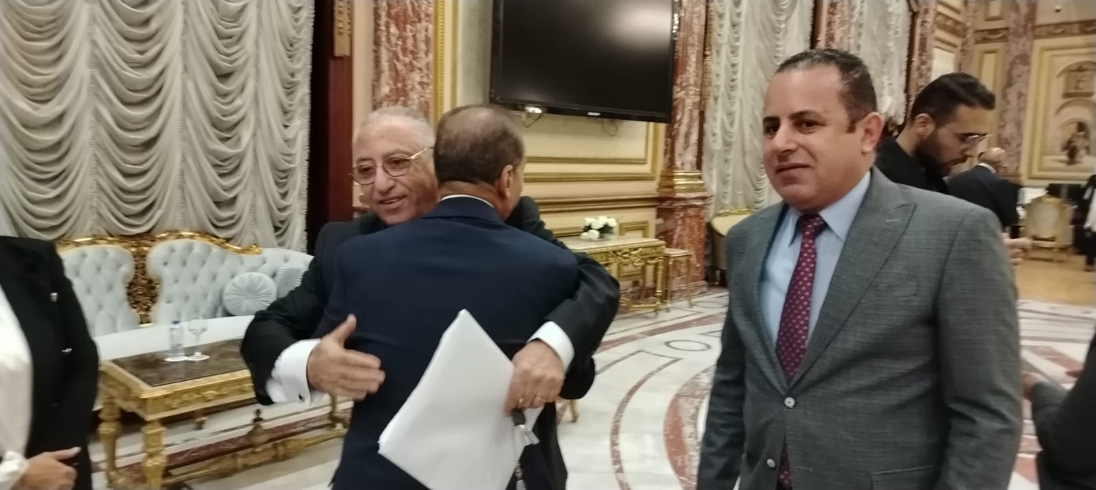 بدء استخراج كارنيهات عضوية مجلس الشيوخ 2025 للأعضاء المعينين (8)