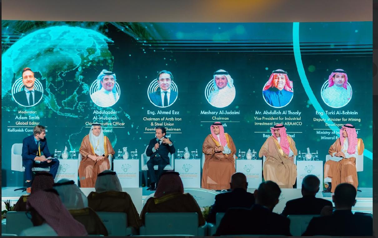 المهندس أحمد عز رئيس مجلس إدارة حديد عز على هامش المؤتمر السعودي الدولي للحديد والصلب