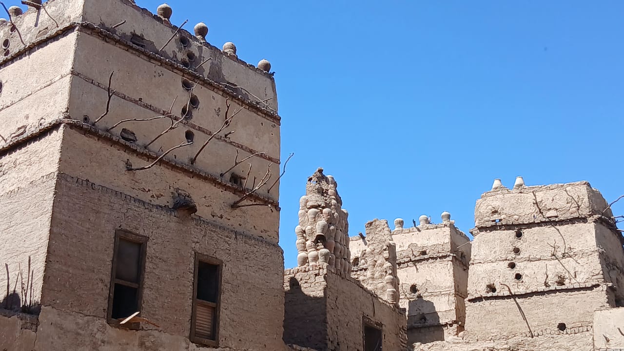 أبراج الحمام فوق المنازل أبراج الحمام فوق المنازل