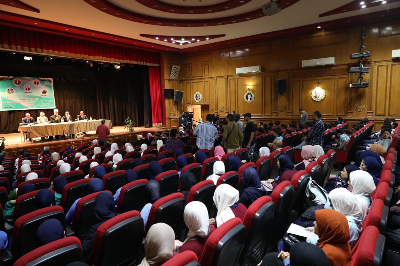 جانب من الحضور