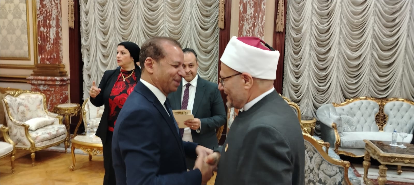 بدء استخراج كارنيهات عضوية مجلس الشيوخ 2025 للأعضاء المعينين (9)