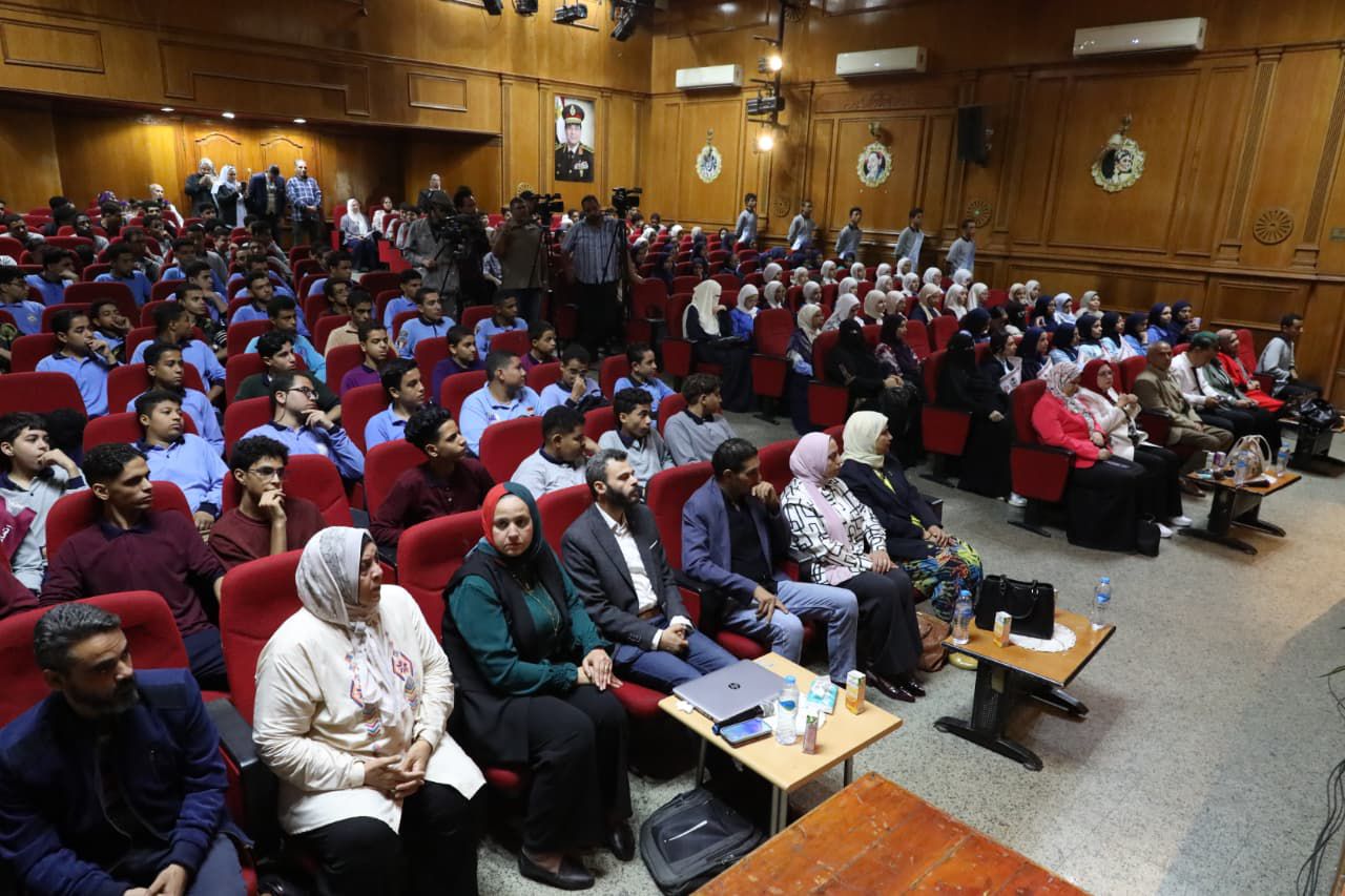 مفتي الجمهورية يشارك في ندوة حول المفاهيم المغلوطة لدى الشباب