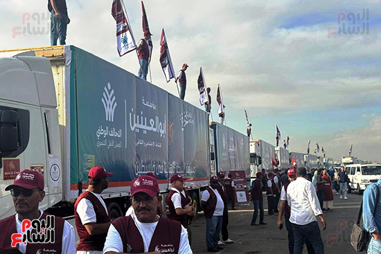 قافله-التحالف-ال-12-تصطف-استعدادا--للتحرك--الي-غرة-5