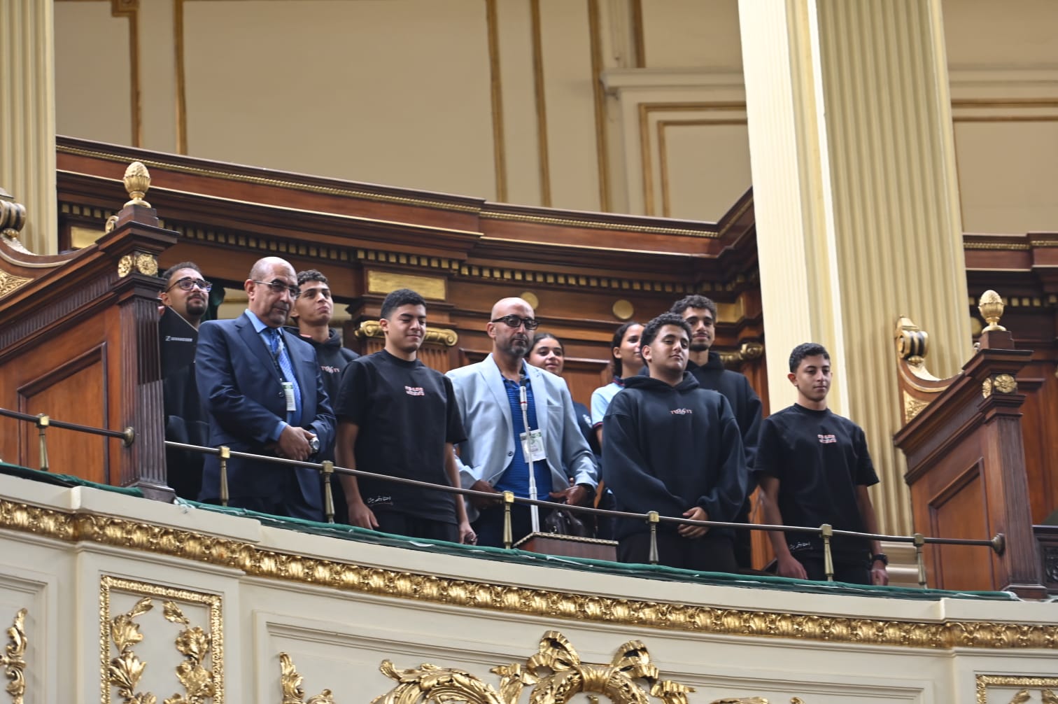 مجلس النواب يستقبل وفداً طلابياً من مدرسة ايليت الدولية (1)