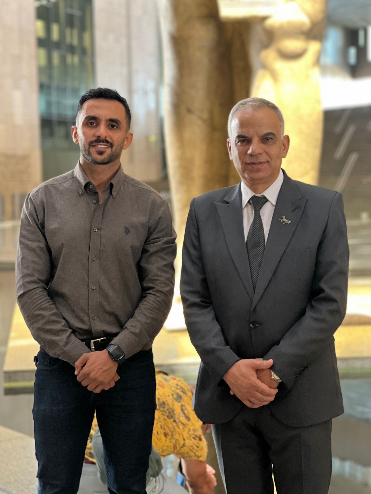 الدكتور عيسى زيدان والزميل محمد أسعد  (3)