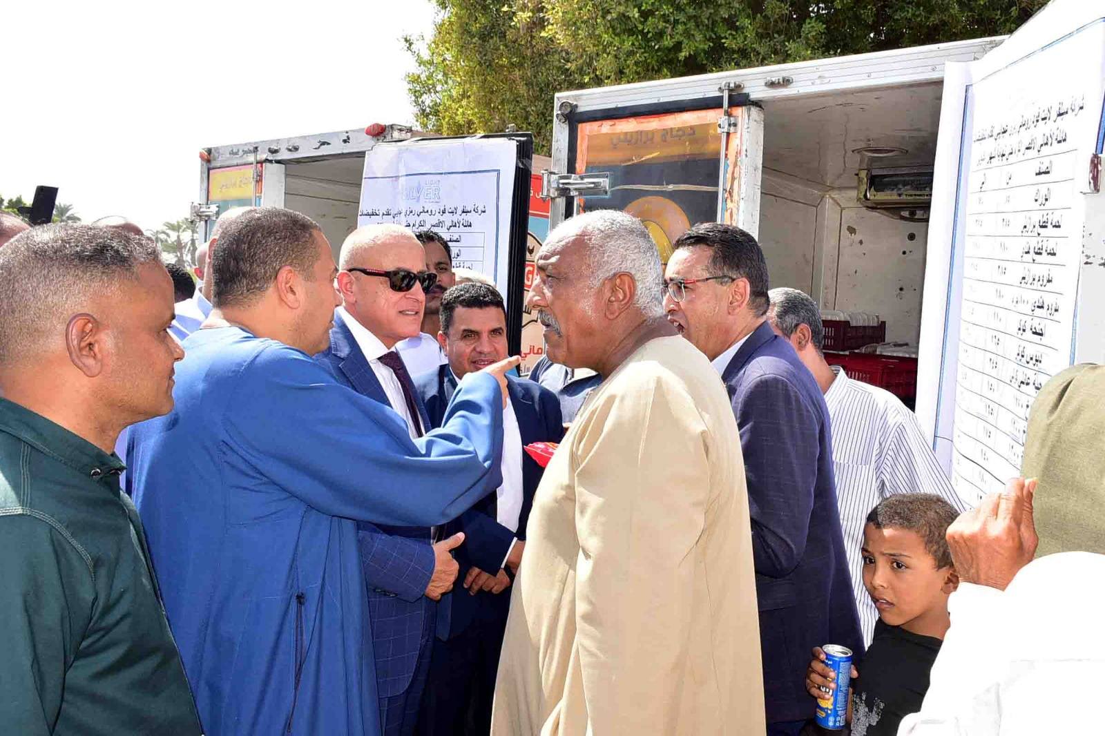 جولة على سوق اليوم الواحد داخل قرية العديسات جولة على سوق اليوم الواحد داخل قرية العديسات